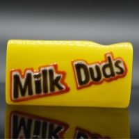 milk-duds-box-handpipe
