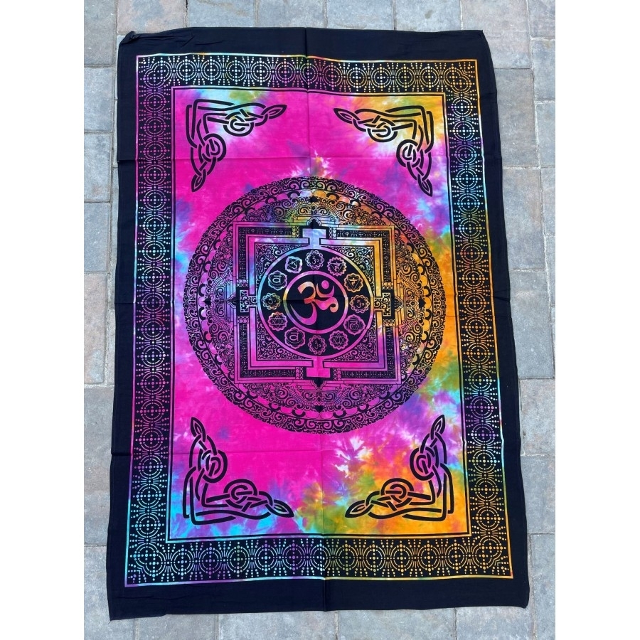 OM-multi-Tapestry-p124